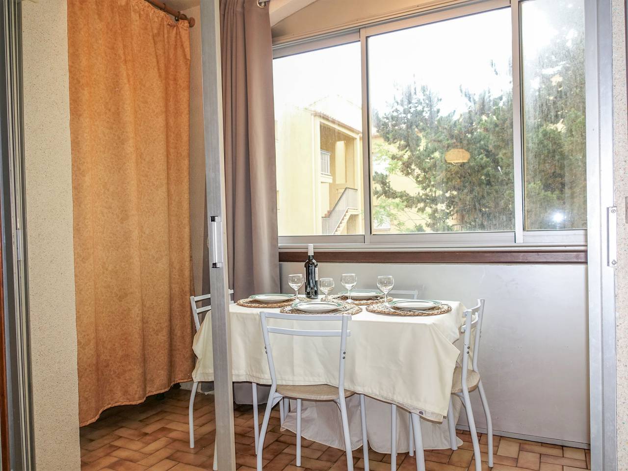 Appartement entier, Les Genêts in Saint Pierre la Mer, Fleury