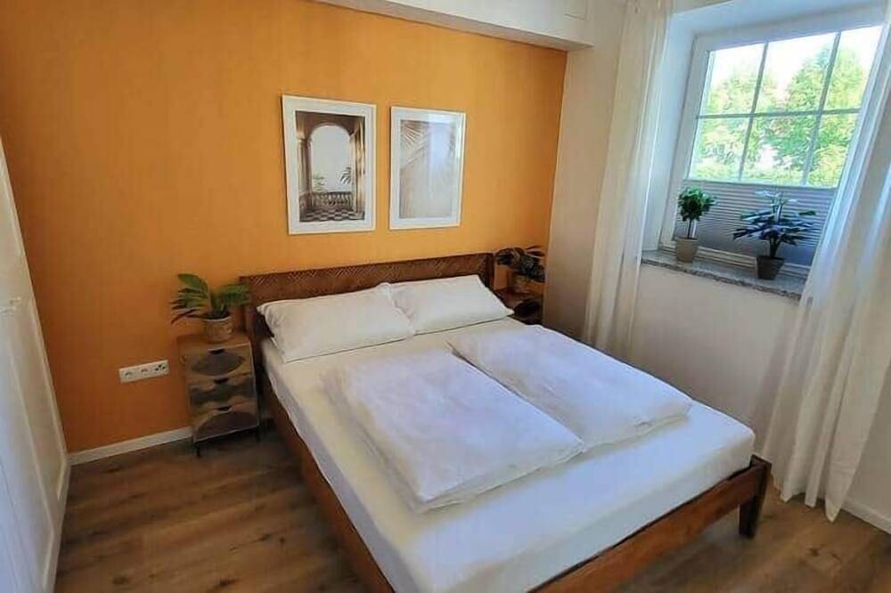 Ganze Wohnung, 2-Zimmer Wohnung 2 - Apartments am Schloss in Oberschleißheim, Oberbayern