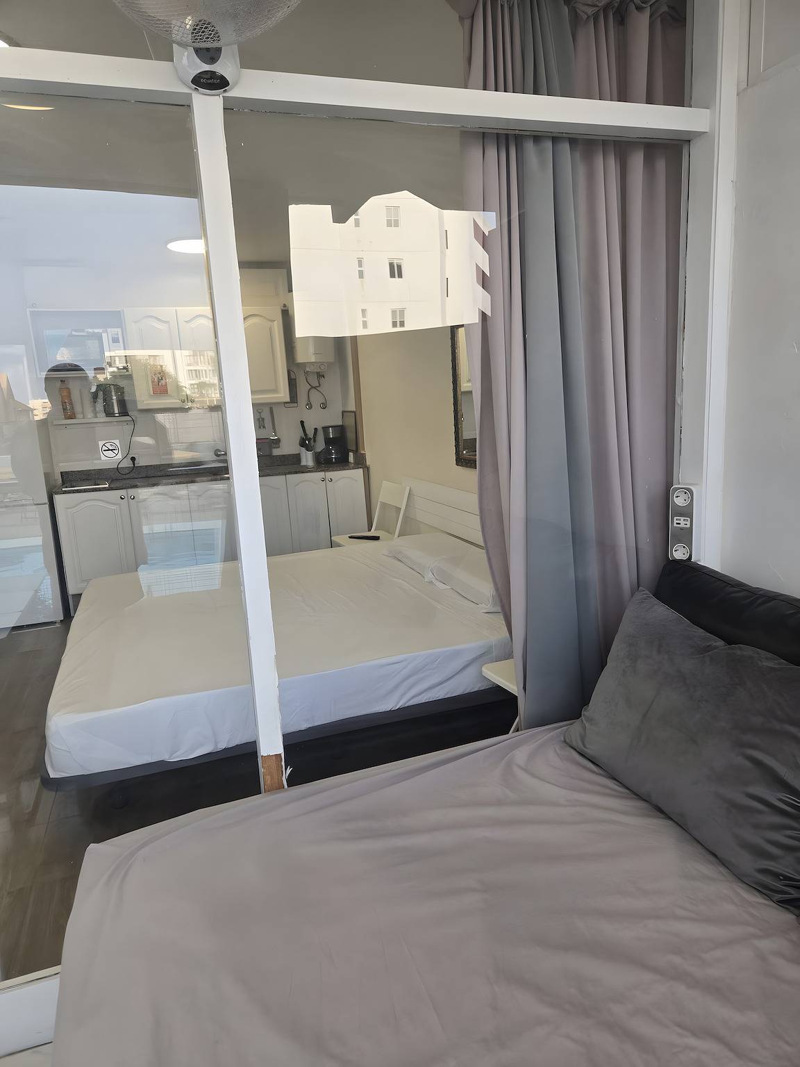 Hel lägenhet, Holiday Apartment 'Yumbo Roque Nublo' with Shared Pool and Terrace in Maspalomas, San Bartolomé de Tirajana