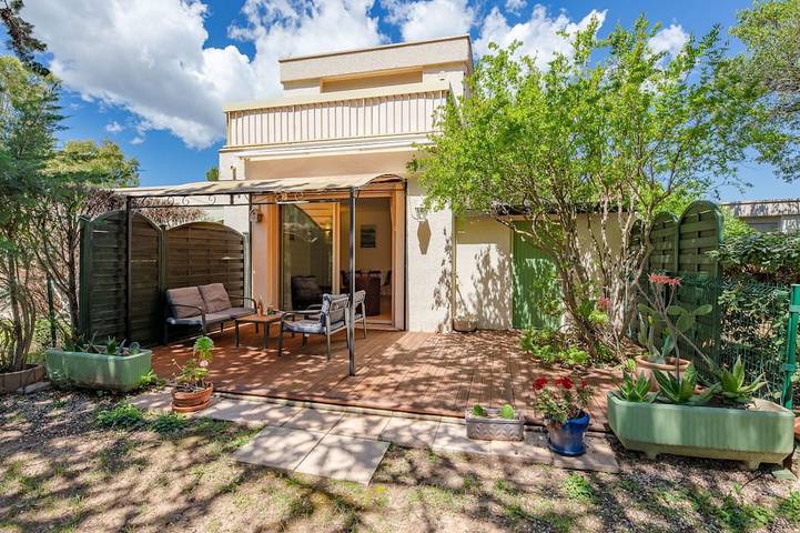 Villa für 4 Personen, mit Pool und Balkon in Saint-Raphaël