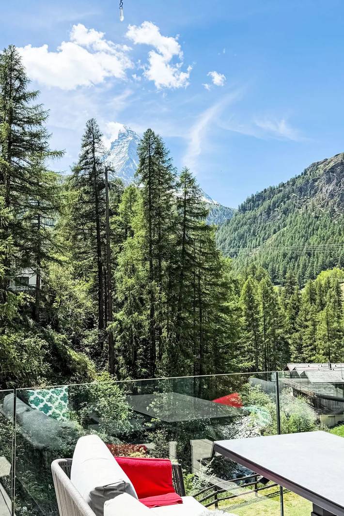 Ferienhaus für 6 Personen, mit Sauna und Pool sowie Garten im Wallis