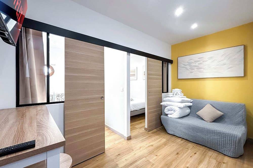 Apartamento entero, Hoche B 08 - Dos Habitaciones Piso, Capacidad 6 in Le Pré-Saint-Gervais, Sena-Saint Denis