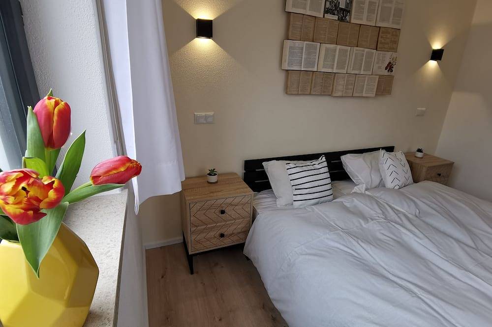 Ganze Wohnung, Einzigartige und moderne Ferienwohnung mit Designbad und Terrasse in Petting, Rupertiwinkel