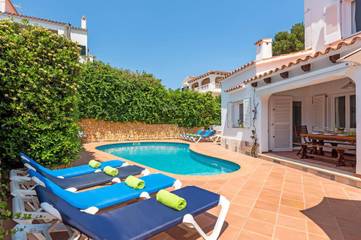 Villa in Es Mercadal, Coast of Menorca für 8 