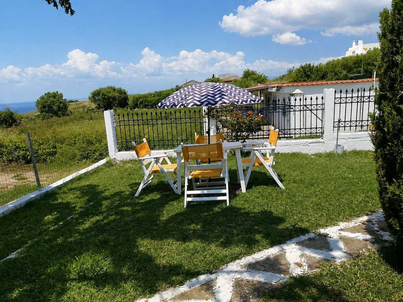 Ganze Wohnung, Ferienwohnung für 4 Personen mit Garten in Chalkidiki
