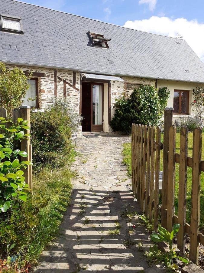 Gîte pour 4 personnes, avec jardin et vue à Ménil-Hubert-sur-Orne