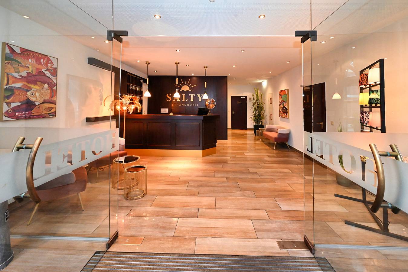 Strandhotel Salty - Doppelzimmer Standard mit Balkon in Hafen Büsum, Büsum