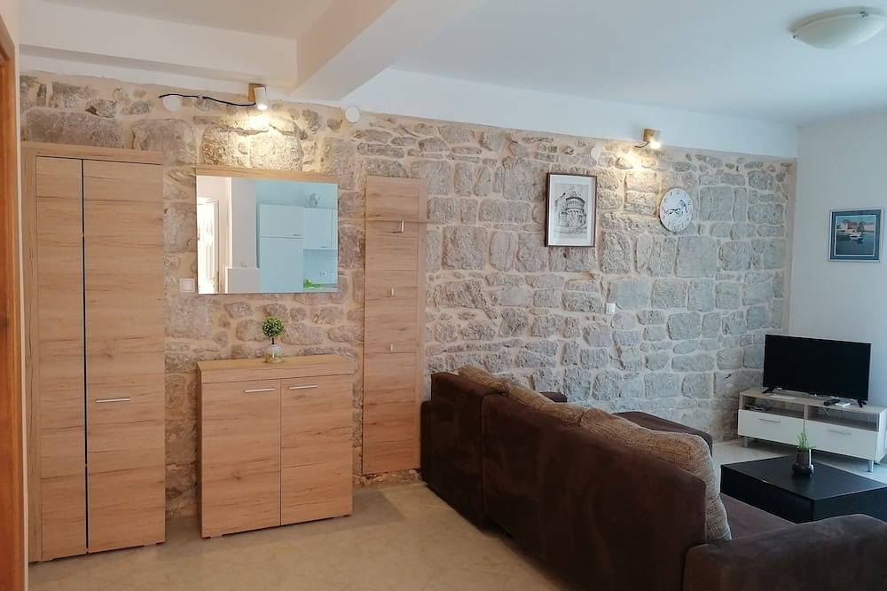 Ganze Wohnung, 1-Zimmer-Ferienwohnung mit Terrasse und Meerblick Kukljica, Ugljan (A-8209-b) in Kukljica, Insel Ugljan