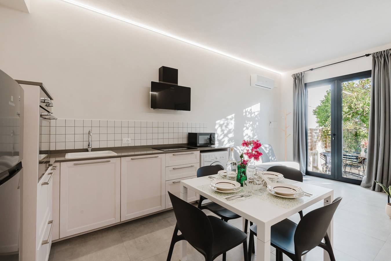 Apartamento entero, Apartamento 'Vento E Salsedine Tramontana' con Jardín Privado, Wi-Fi y Aire Acondicionado in Marsala, Provincia de Trapani