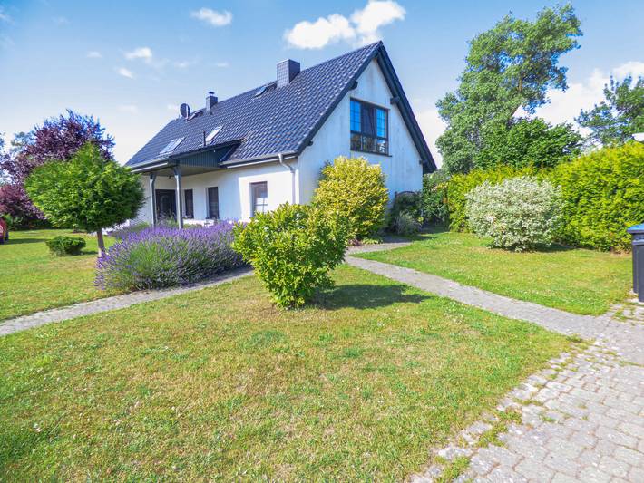 Ferienwohnung für 4 Personen, mit Terrasse und Garten in Loissin