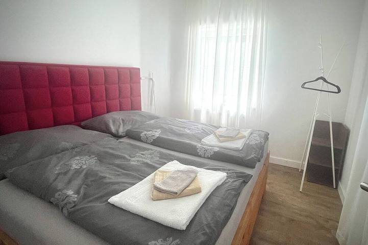 Ganze Wohnung, Velden Pool Appartement - Großes Appartement mit eigenem Pool in Velden am Wörther See, Villach-Land