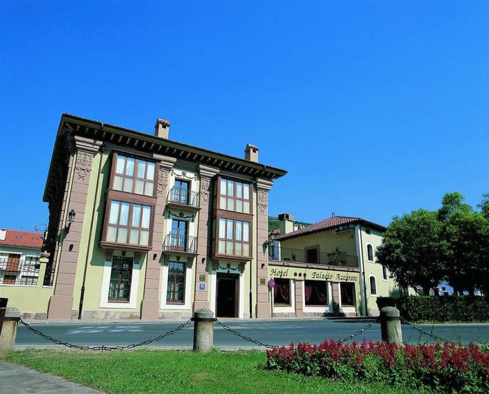 Apartamento para 10 personas, con Terraza y Jardín en Valdezcaray