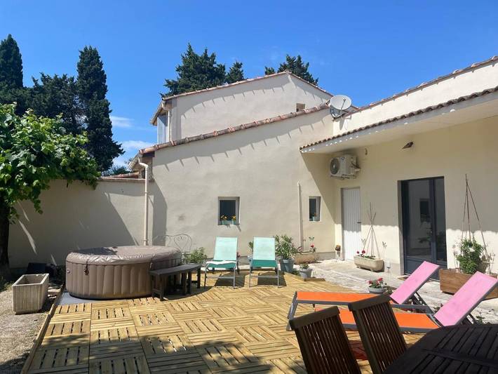 Gîte pour 4 personnes, avec jacuzzi et jardin à Velleron - 4