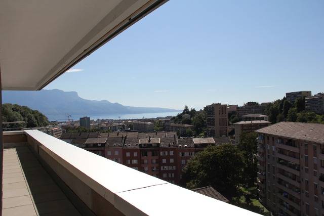 Abaca Hotel - Einzel-Doppelzimmer grosses Bett in Vevey, Genfer See
