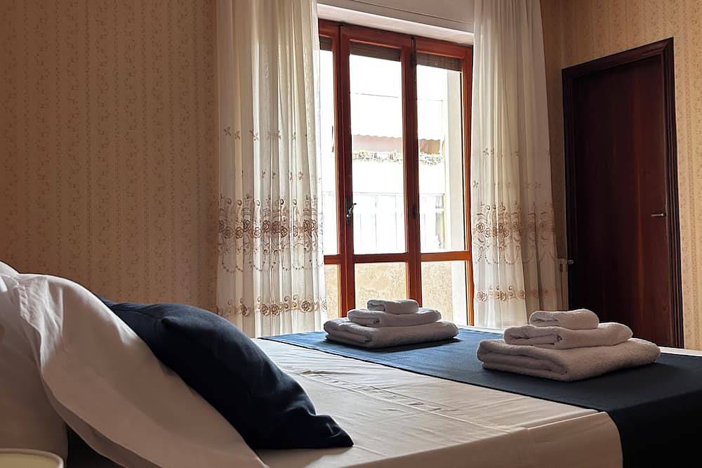 Ganze Wohnung, Elios Apartment – Quiet Retreat 300 meters from the historic center in Tropea, Vibo Valentia Provinz
