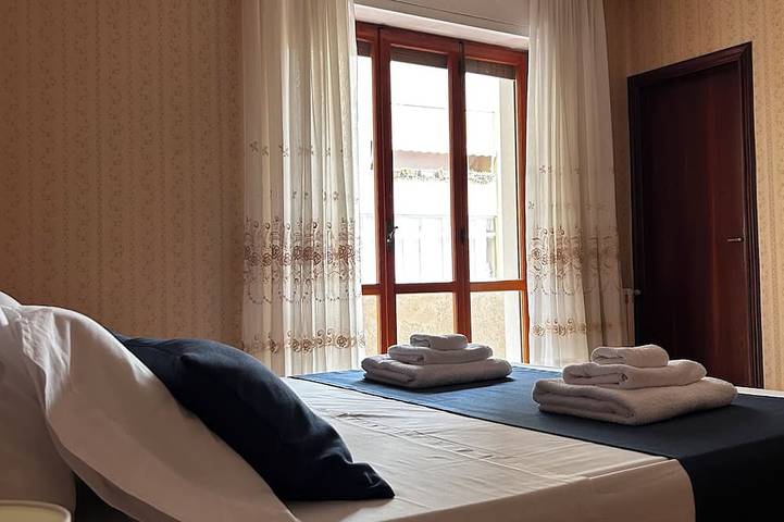 Ganze Wohnung, Elios Apartment – Quiet Retreat 300 meters from the historic center in Tropea, Vibo Valentia Provinz