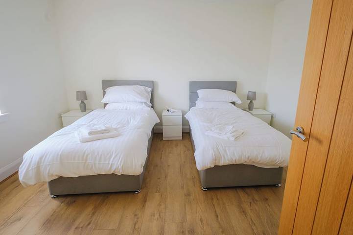 Gorgeous, fully refurbished centrally located cosy cottage in Scottish Borders