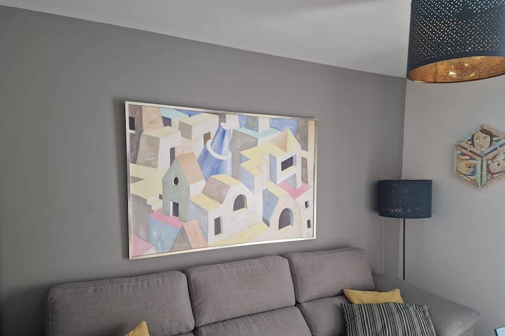 Apartamento entero, Apartment with Jacuzzi and Art in El Castell de Guadalest, Provincia de Alicante