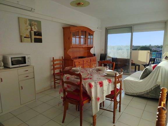 Apartamento vacacional entero, Playa a pie de este apartamento con aire acondicionado - 4 plazas -4Plage9 in Saint-Cyprien-Plage, Saint-Cyprien