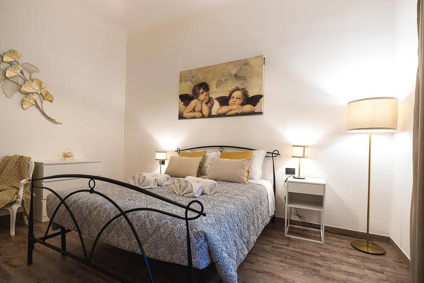 Appartement entier, Appartement 'Tina House' avec Balcon, Wi-Fi et Climatisation in Florence, Province de Florence