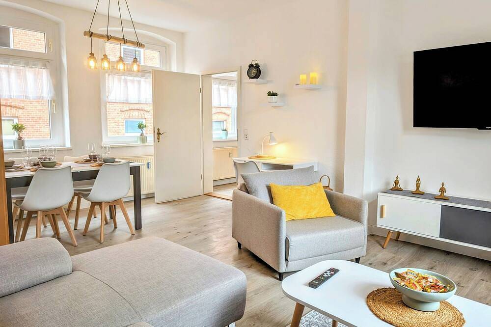 Apartamento entero, CaSa Apartment Modern Vintage Parking/Amazon Prime/family-friendly apartment in Magdeburgo, Elbe-Börde-Heide