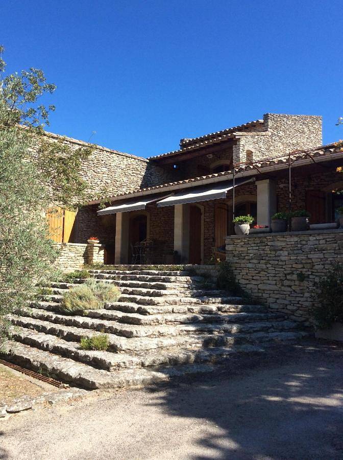 Chambre d’hôte pour 2 personnes, avec jardin ainsi que vue et piscine à Gordes - 4