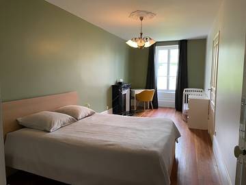 Chambre d’hôte pour 6 personnes, avec balcon dans Saint-Jean-de-Vaux