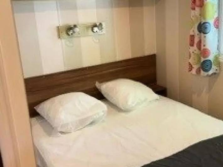Camping pour 4 personnes, avec piscine et bassin pour enfant à Talmont-Saint-Hilaire - 3