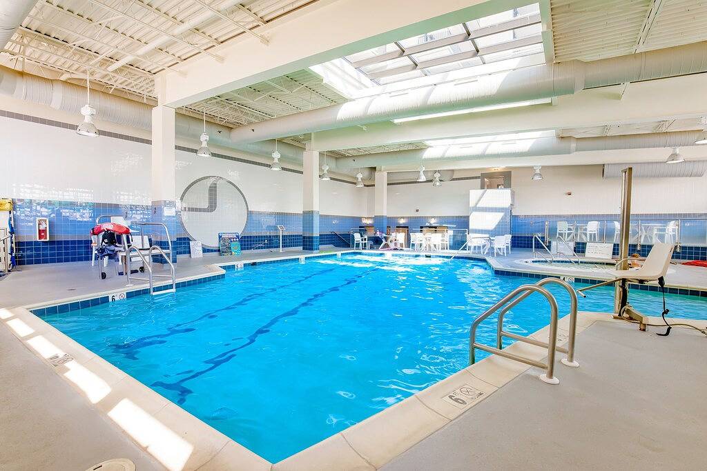 Ganze Wohnung, Second-Floor Sea Colony Condo with Wifi & Shared Pools and Hot Tub in Sea Colony, Middlesex Beach