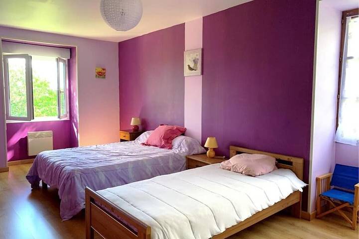 Location de vacances pour 7 personnes, avec jardin, animaux acceptés à Fain-lès-Moutiers - 2