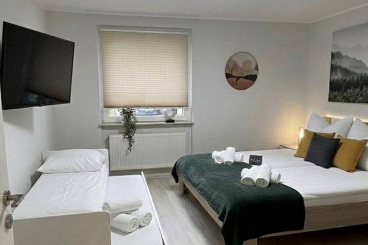 Ferienwohnung für 6 Personen, mit Pool und Garten in Halberstadt - 2