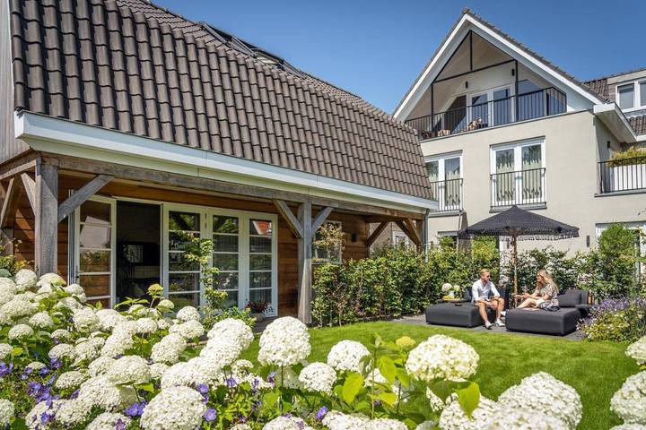Vakantiewoning voor 2 personen, with uitzicht and tuin as well as sauna in Den Burg