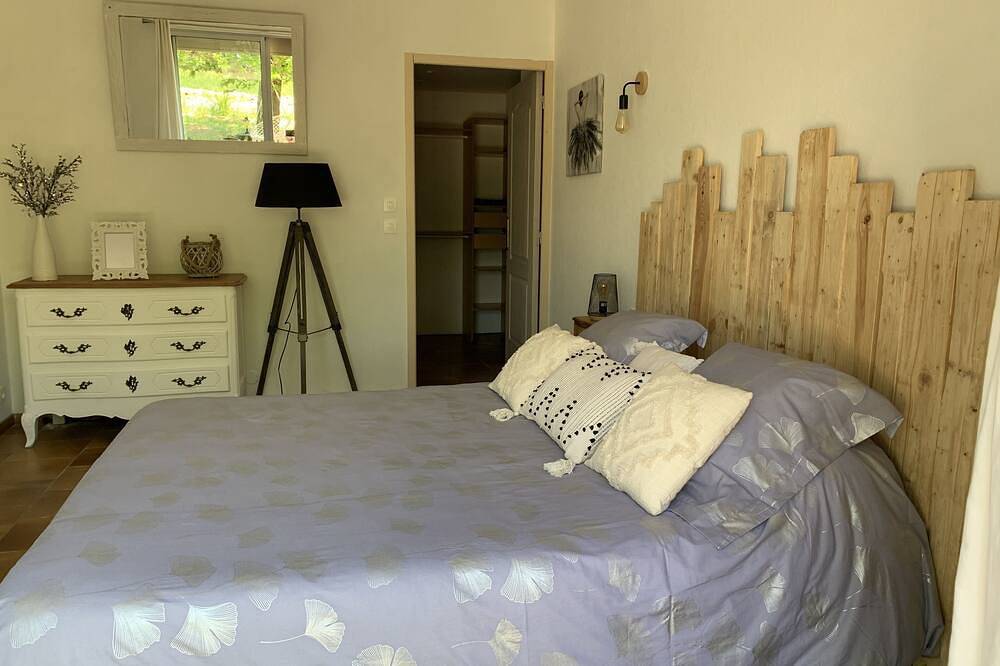 Pour les amoureux de la nature, charmant gîte, jardin piscine à proximité d'Uzès in Belvézet, Région de Nîmes