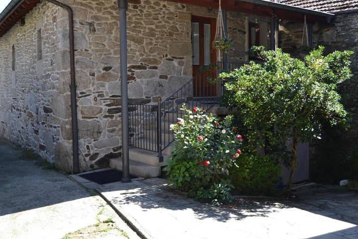 Casa rural para 2 personas, con piscina y terraza además de vistas y jardín en Provincia de Orense - 3