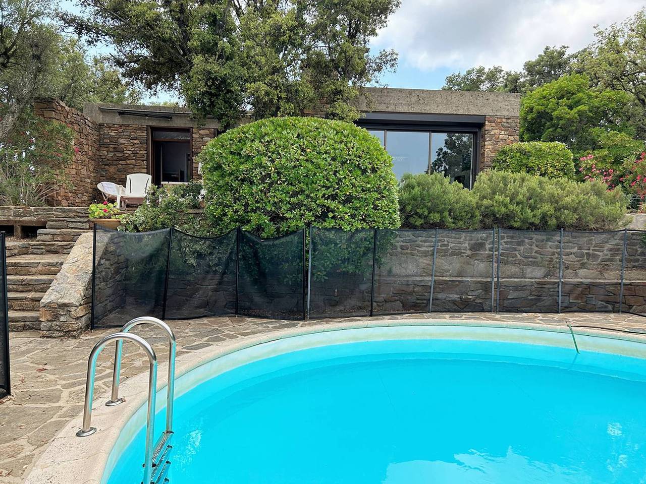 4-Zimmer-Villa mit privatem Pool in Privatbereich, 5 Betten, Bormes-les-Mimosas in Cap Bénat, Bormes-les-Mimosas
