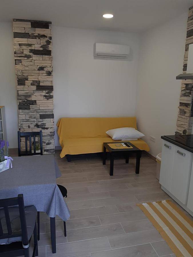 Maison d’hôte pour 4 personnes, avec vue ainsi que jardin et balcon à Pula - 4