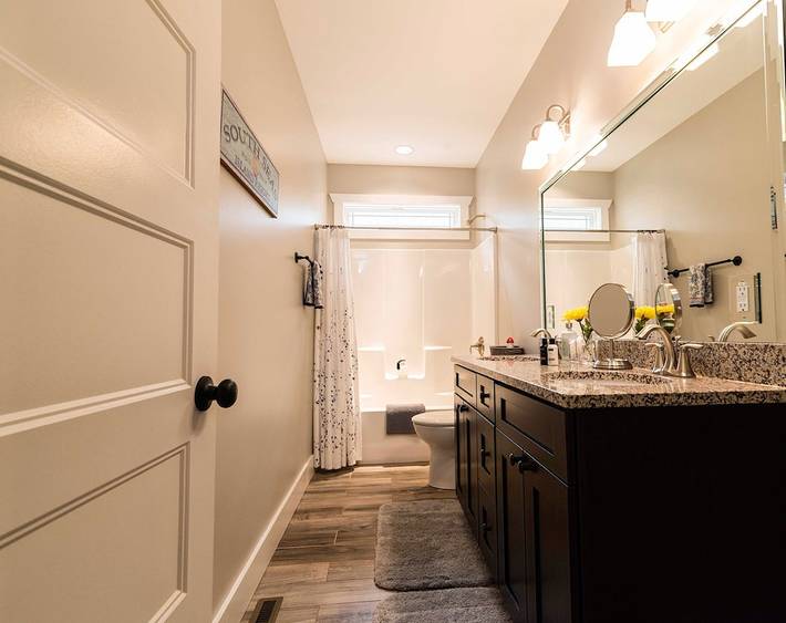 Vacation rental for 6 people, with yard and terrace in Hendersonville