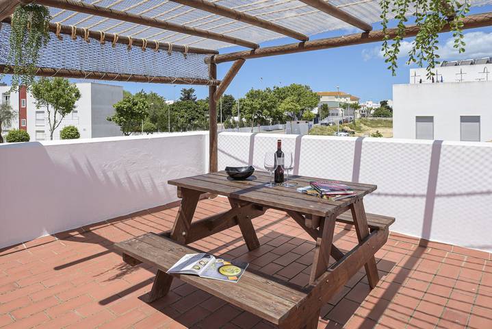 Apartamento entero, Apartamento "Casa Valeria" con A/C & Terraza & Wi-Fi in Conil de la Frontera, Costa de la Luz