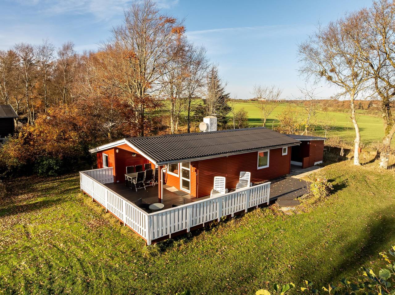 Cozy holiday home with modern facilities close to the water. in Limfjord in Westjütland