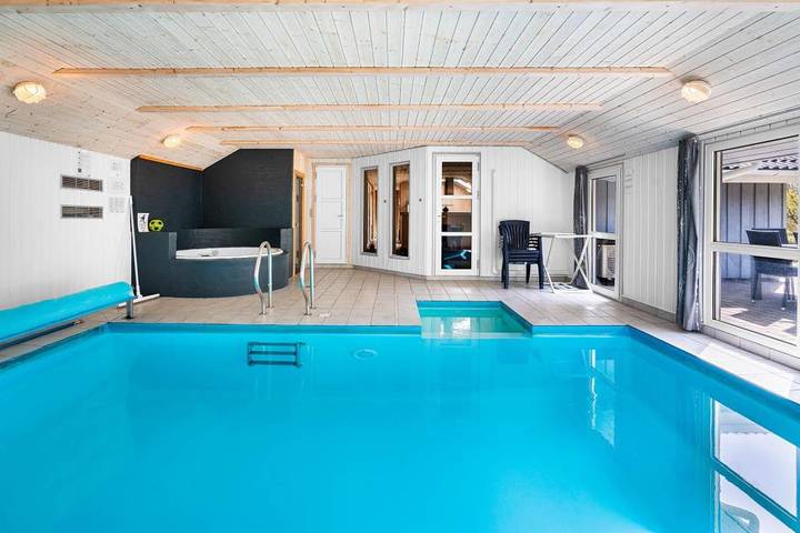 Ferienhaus für 8 Personen, mit Pool und Sauna in Henne Strand - 2