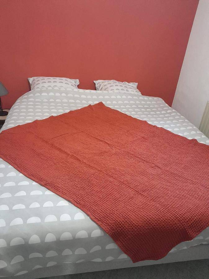 Cottage pour 2 personnes, avec jardin à La Tour-du-Pin