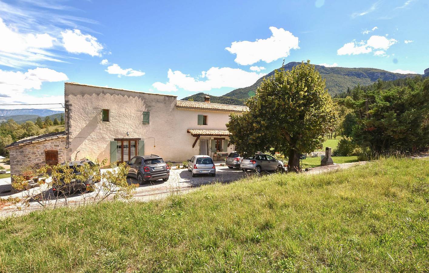 Appartement avec jardin, Wi-Fi et parking | Près de la rivière et d'un restaurant in Noyers-sur-Jabron, Région de Forcalquier