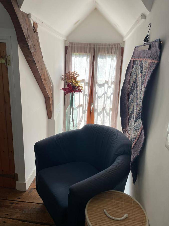 Maison du Viaduc du bout de la ville in Jugon-les-Lacs, Région de Dinan