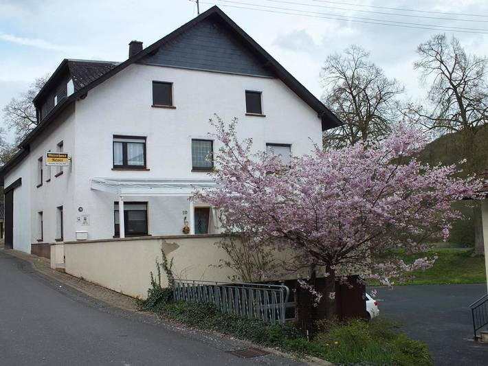 BnB für 2 Personen, mit Terrasse in der Eifel - 4