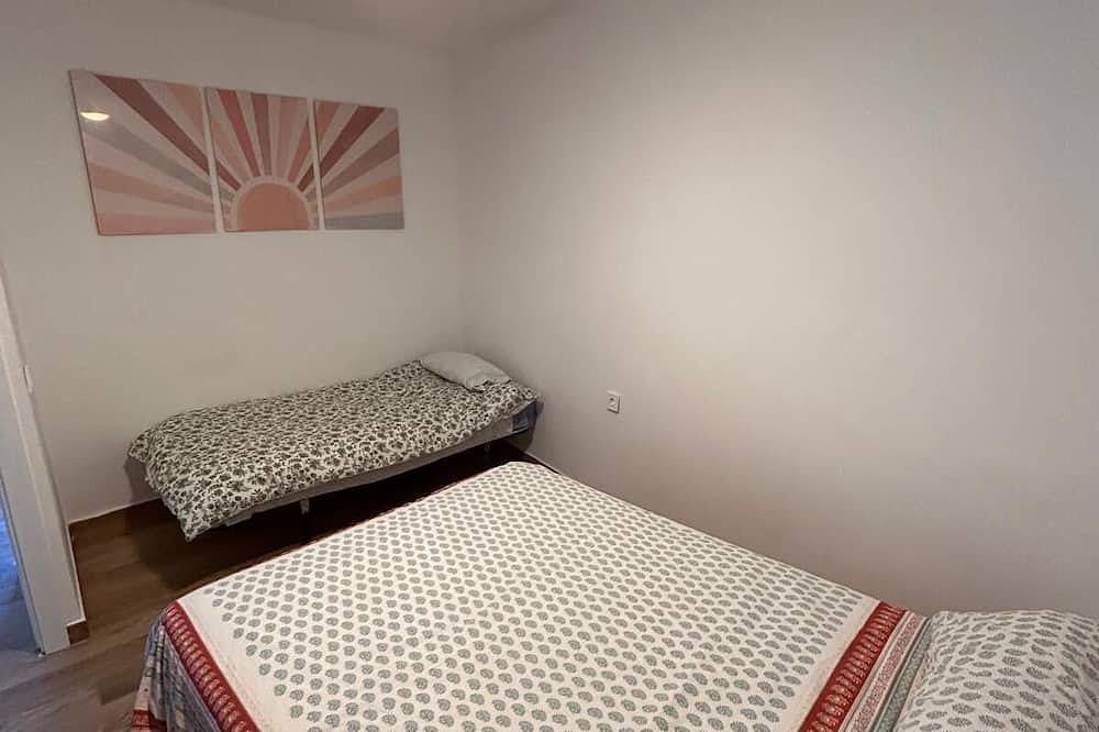 Casita con vistas a la sierra, ideal familias (apta para mascotas). in Sotillo de la Adrada, Provincia de Ávila