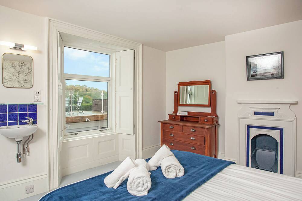 5 bedroom accommodation in Stoke Gabriel, near Totnes in Stoke Gabriel, Devon
