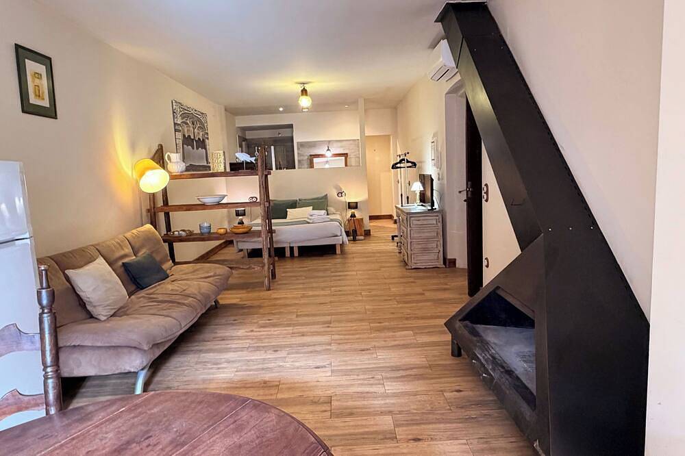 Acollidor i tranquil a l'Empordà -10 m de l'Escala in Ventalló, Alt Empordà