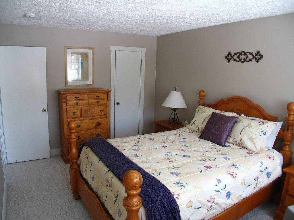 Poconos Haus w / Hot Tub; Slope bei Jack Frost, in der Nähe Wandern, Fischen in Blakeslee, Carbon County (PA)