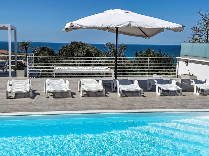 Location de vacances pour 12 personnes, avec jardin et piscine à Balestrate - 3