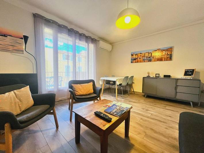 Gîte pour 4 personnes, avec terrasse dans Casino De Cassis - 4